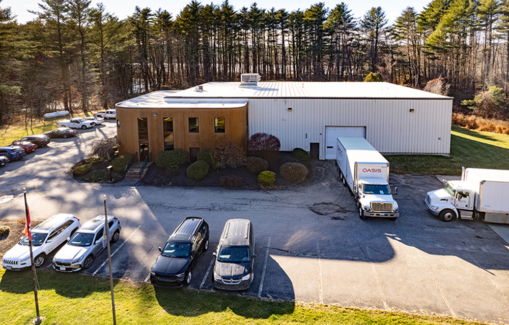 Taylor and Bouzianis of Coastal Land & Commercial Group broker sale of 18,888 s/f flex-ind'l./office for $1.8 million